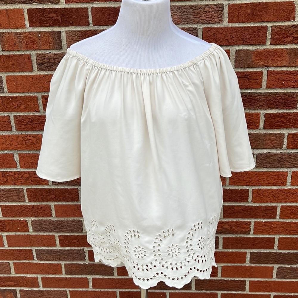 Loft OTS Scallop Top